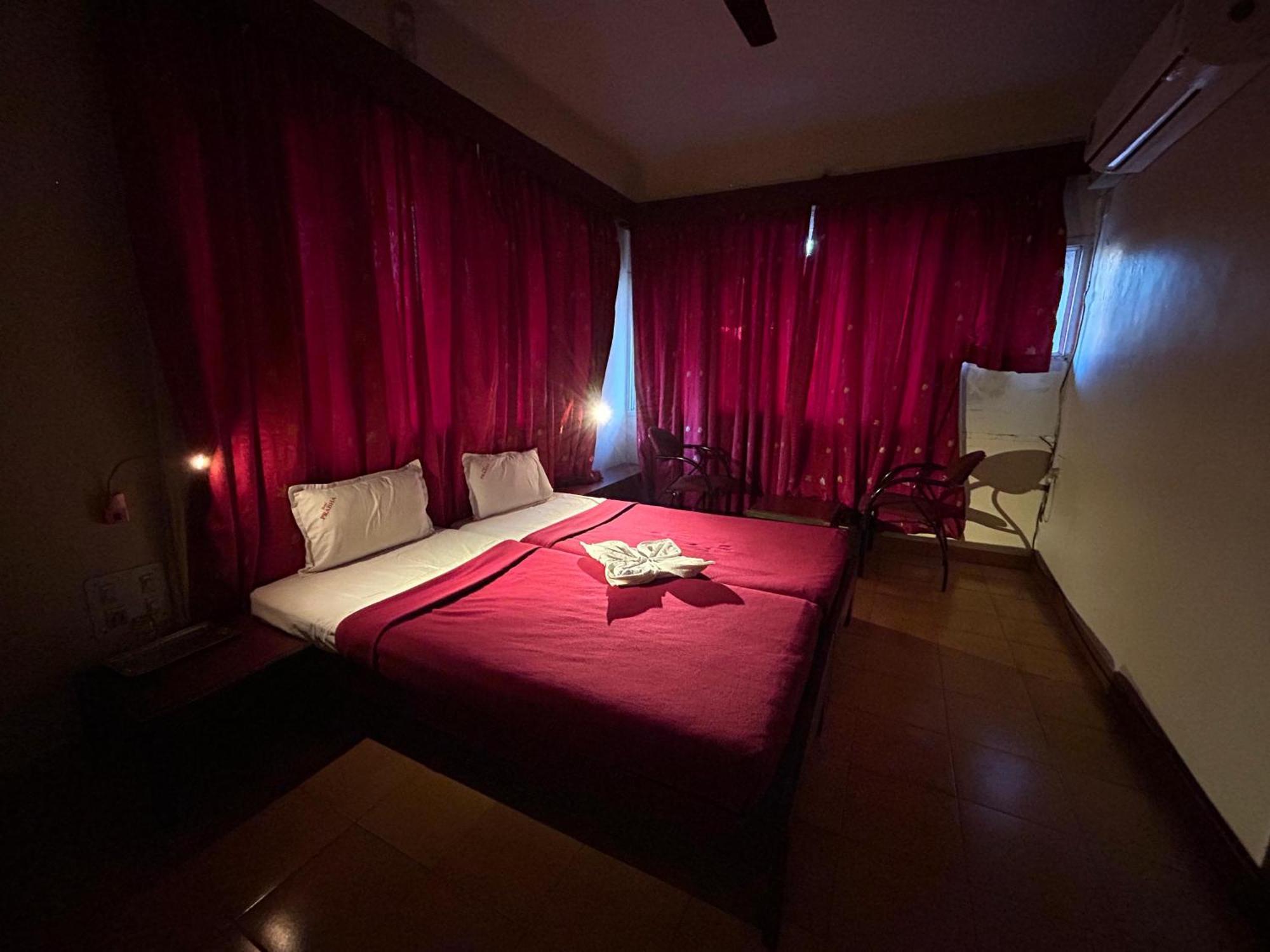 Hotel Prabha Ratnāgiri 外观 照片
