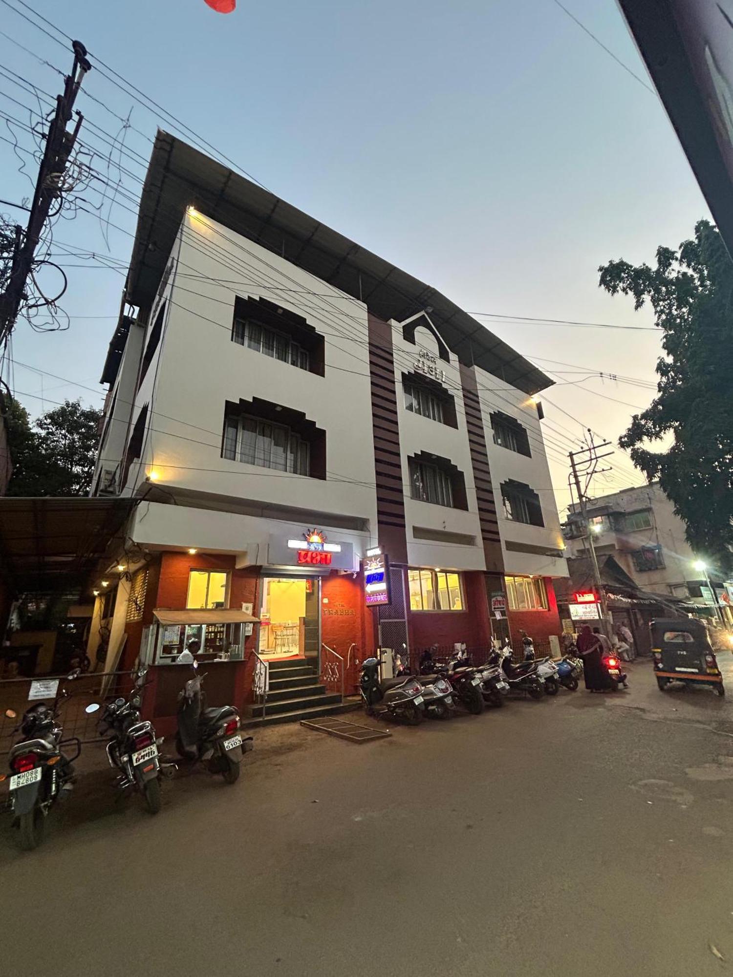 Hotel Prabha Ratnāgiri 外观 照片