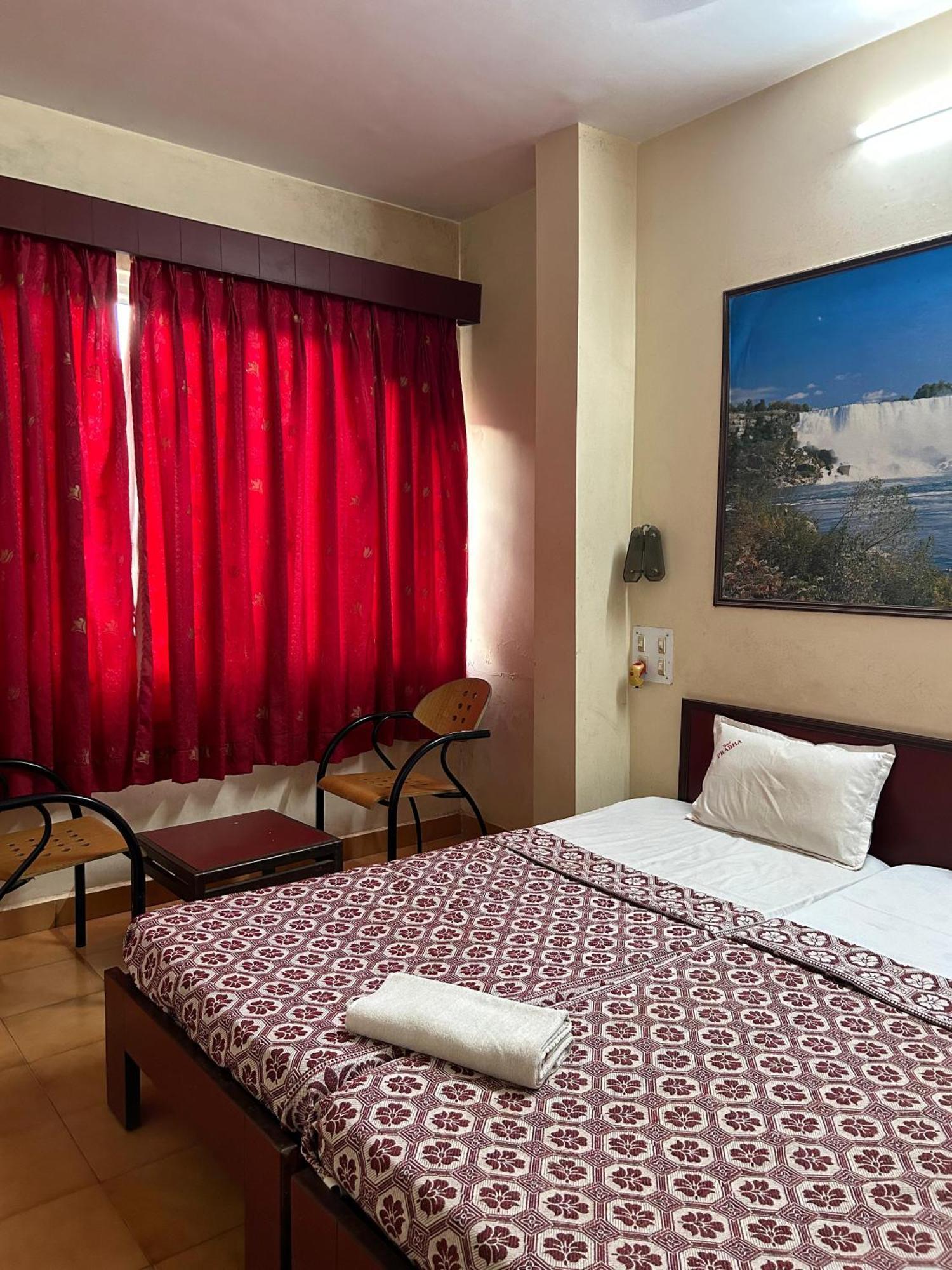 Hotel Prabha Ratnāgiri 外观 照片