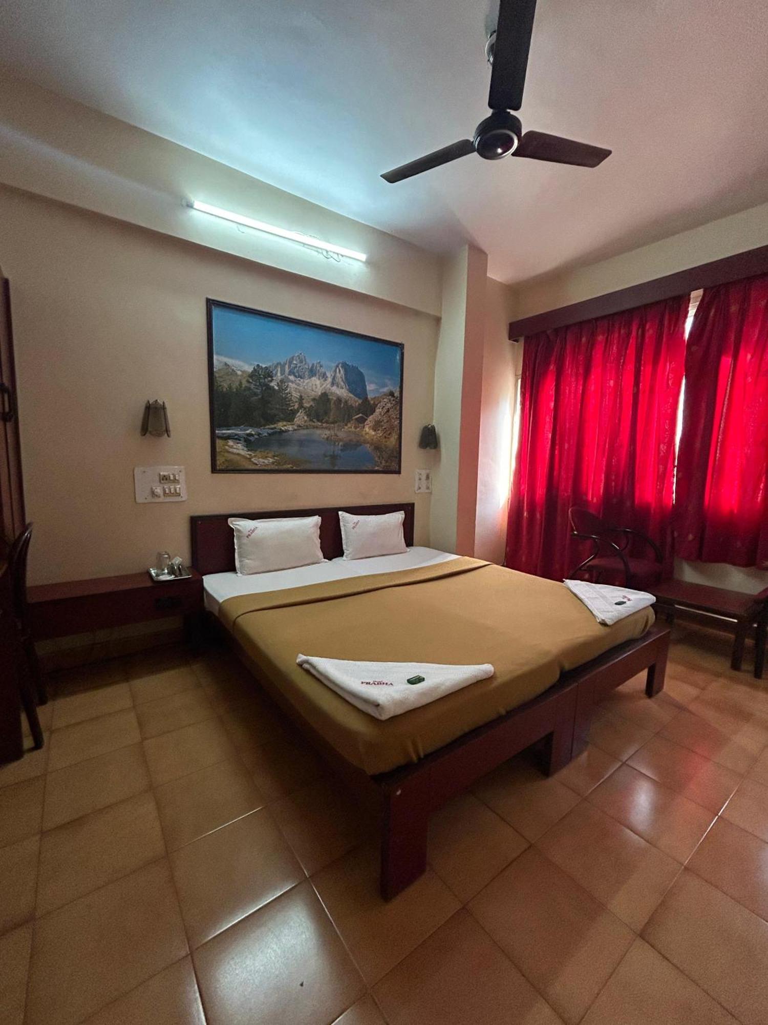 Hotel Prabha Ratnāgiri 外观 照片